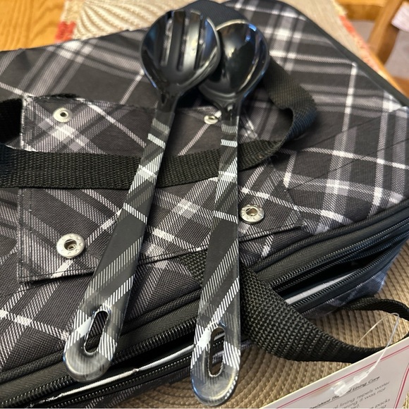 Thirty-One Blk Pick Me Plaid Perfect Party Hot Cold Tote & Serving Utensils NWT - Picture 2 of 9